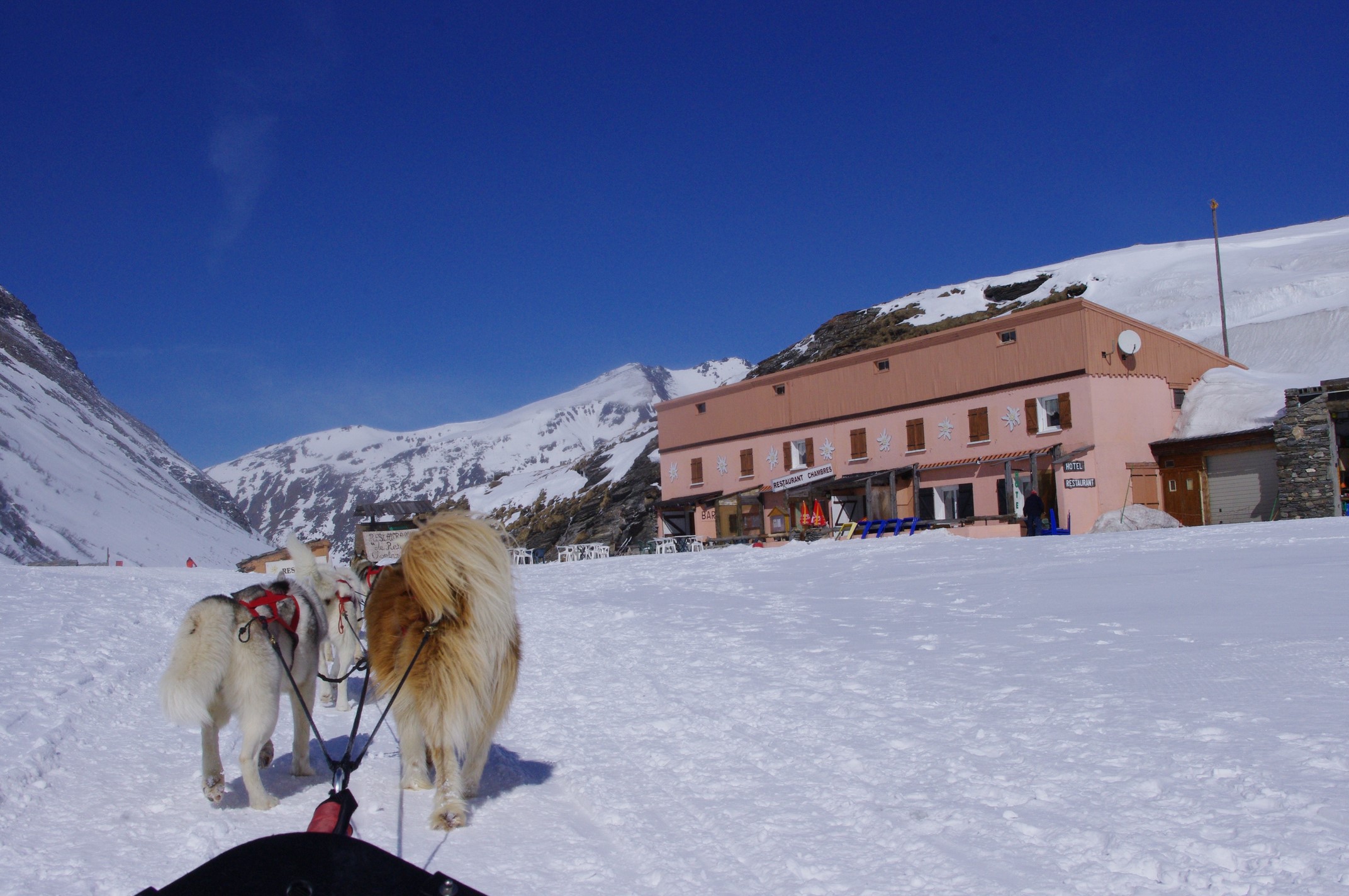 relais-du-col-valcenis-lanslebourg-hiver