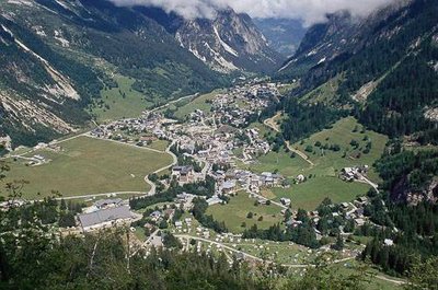 Vue sur le village de Pralognan.