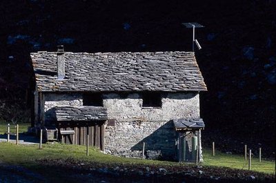 Le refuge communal de la Glière.