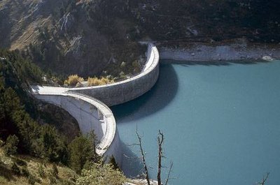 Barrage hydro-électrique de Plan d'Aval.