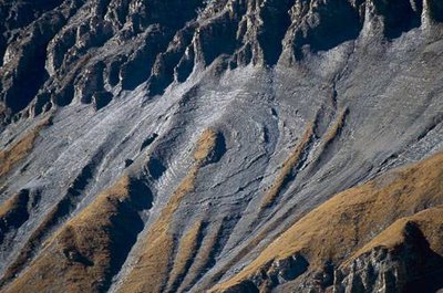 L'"oeil" de la Grande Casse : pli couché, puis roulé. Vue vers N.