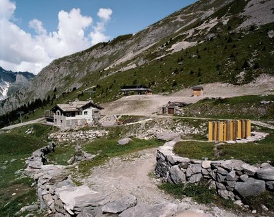 Vue sur le refuge des Barmettes (2007)