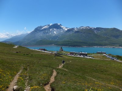 Vue sur le barrage du Mont-Cenis