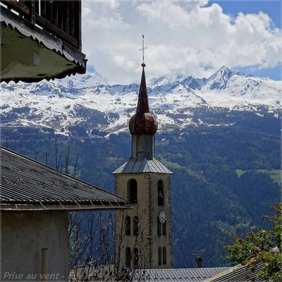 Clocher de l'église Saint Martin de Tours