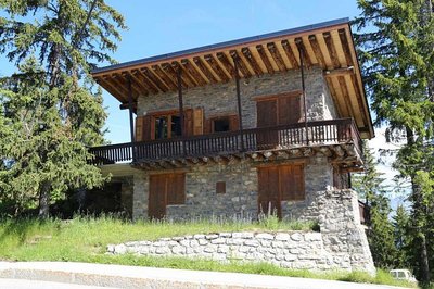 Chalet Joliot-Curie