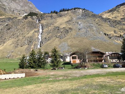 Le hameau de la Chiserette