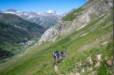 Montée en direction du col de la Bailletaz depuis Le Fornet