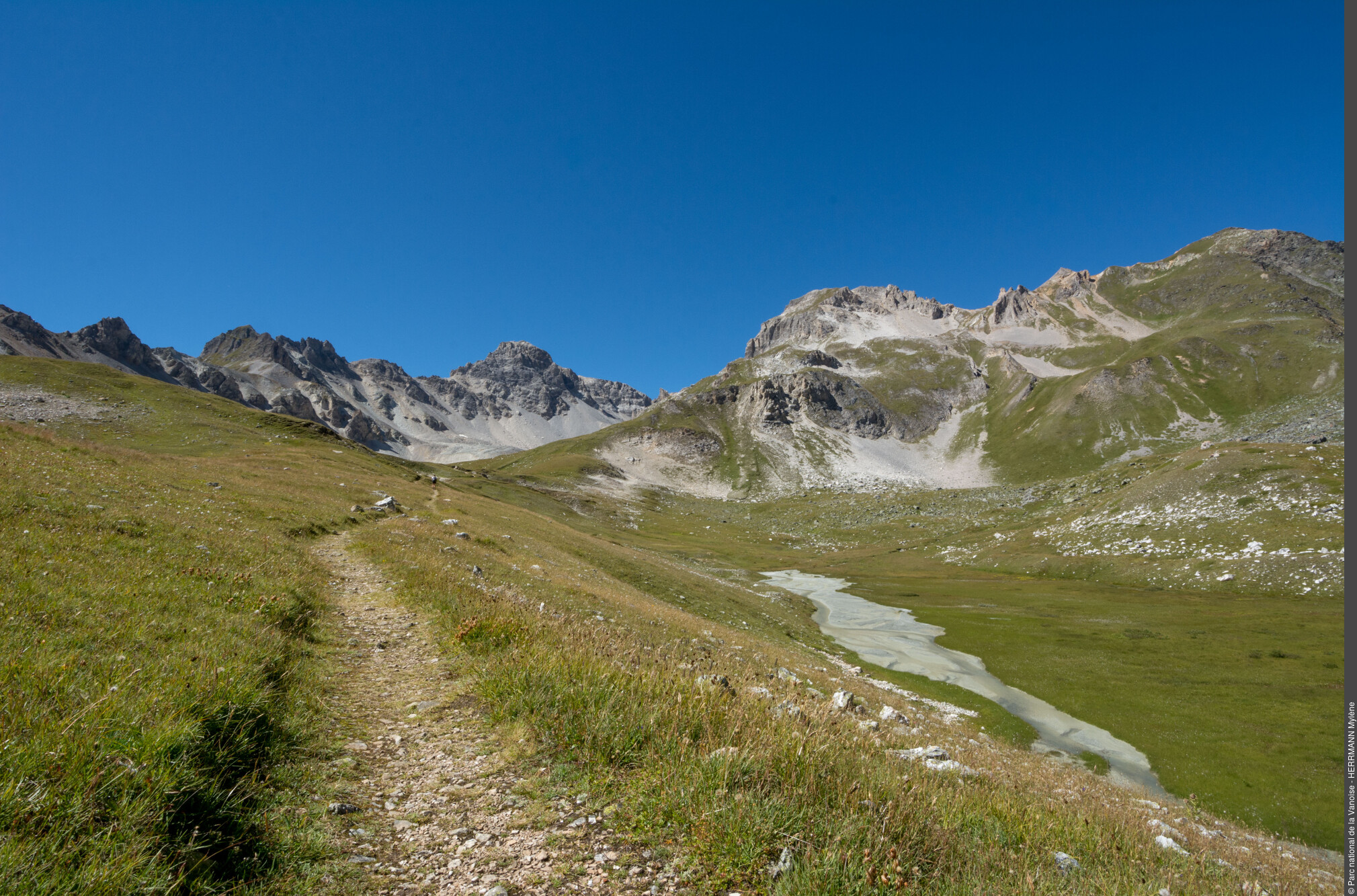 En direction du col de la Sachette