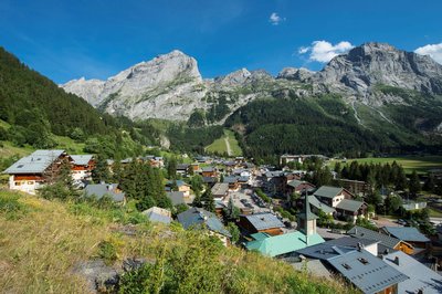 Vue sur Pralognan-La-Vanoise