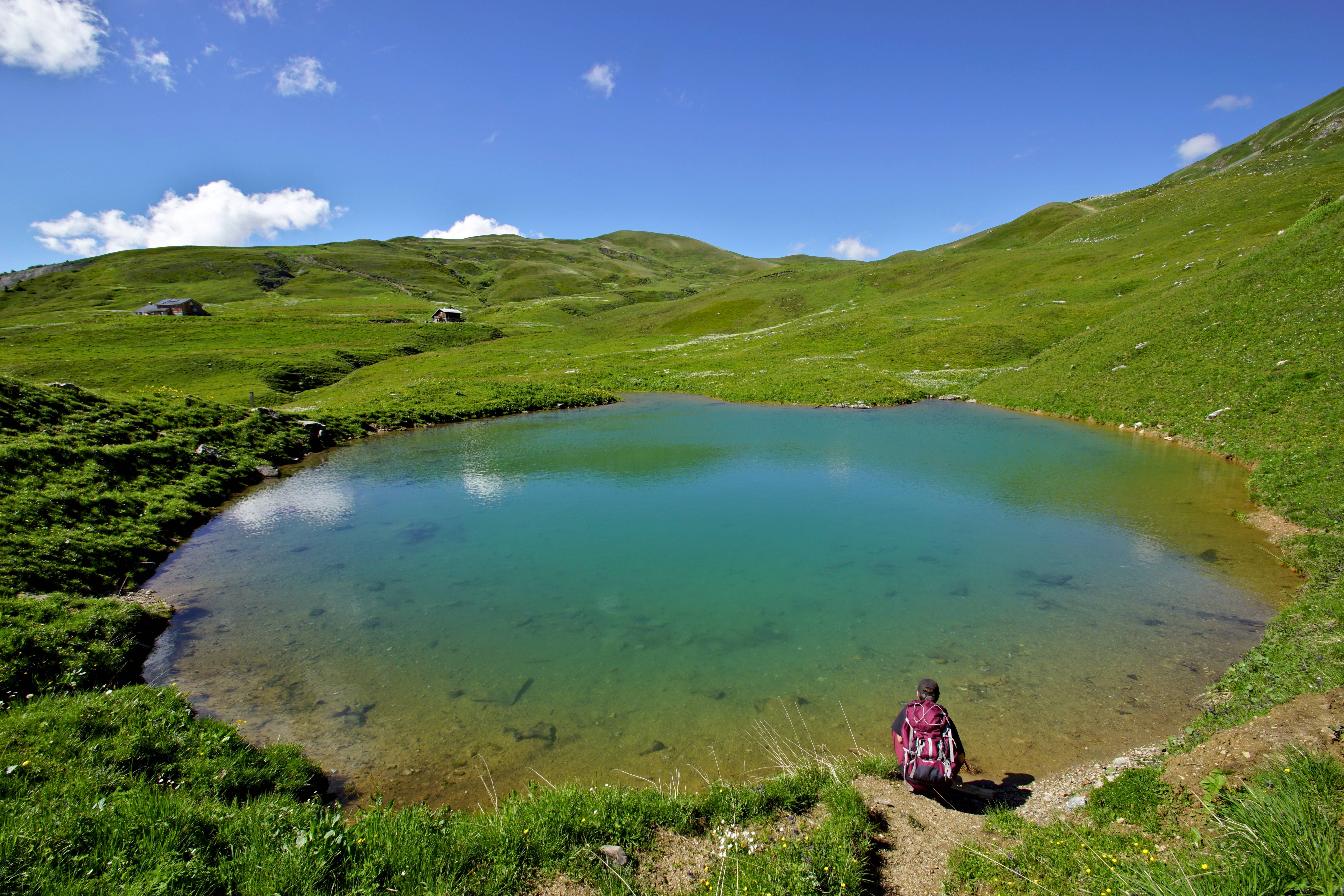 Vue sur le refuge du Nant du Beurre